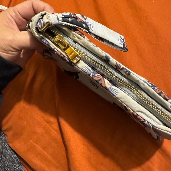 Miumiu wristlet in fabric. Limited edition - Picture 3 of 6